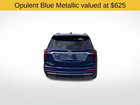 Used 2025 Cadillac XT6 Premium Luxury FWD image 4
