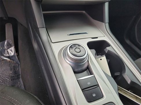 Used 2022 Ford Explorer XLT image 23