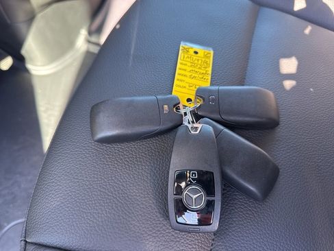 Used 2025 Mercedes-Benz Sprinter 2500 image 29