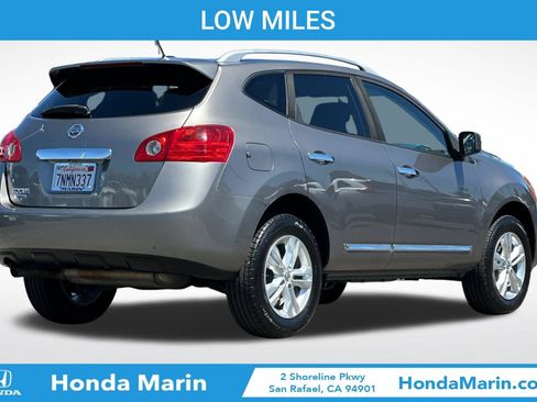 Used 2015 Nissan Rogue S w/ Convenience Package FWD image 5
