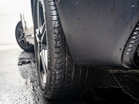 Certified 2024 Mercedes-Benz GLB 250 4MATIC image 39