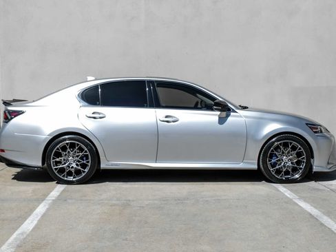 Used 2018 Lexus GS 450h image 8