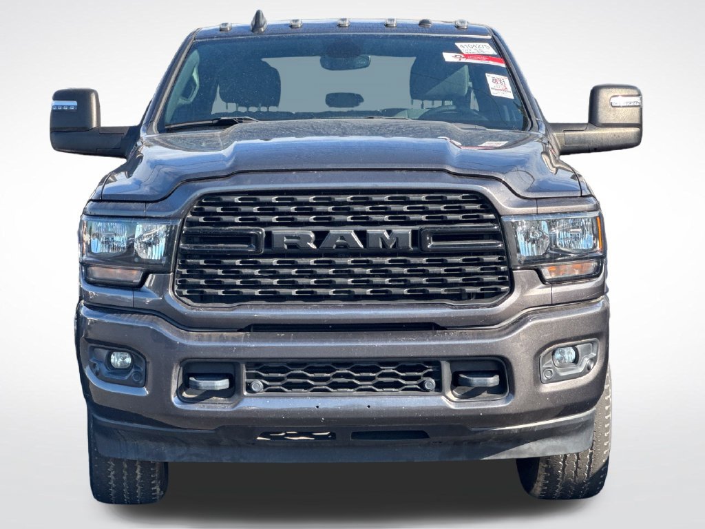 Used 2023 RAM 2500 Big Horn w/ Night Edition AWD/4WD image 3