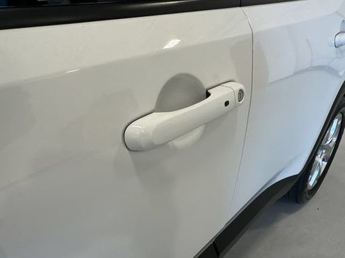 Used 2022 Jeep Renegade Limited AWD/4WD image 13