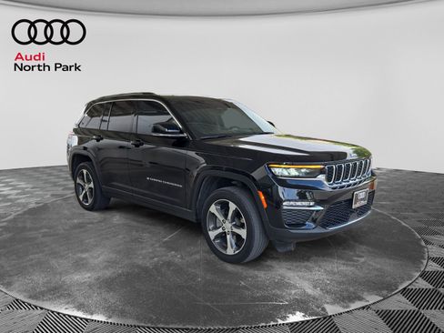 Used 2022 Jeep Grand Cherokee Limited 4xe AWD/4WD image 7