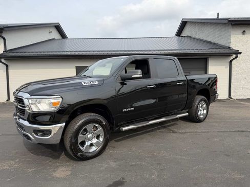 Used 2019 RAM 1500 Big Horn AWD/4WD image 2