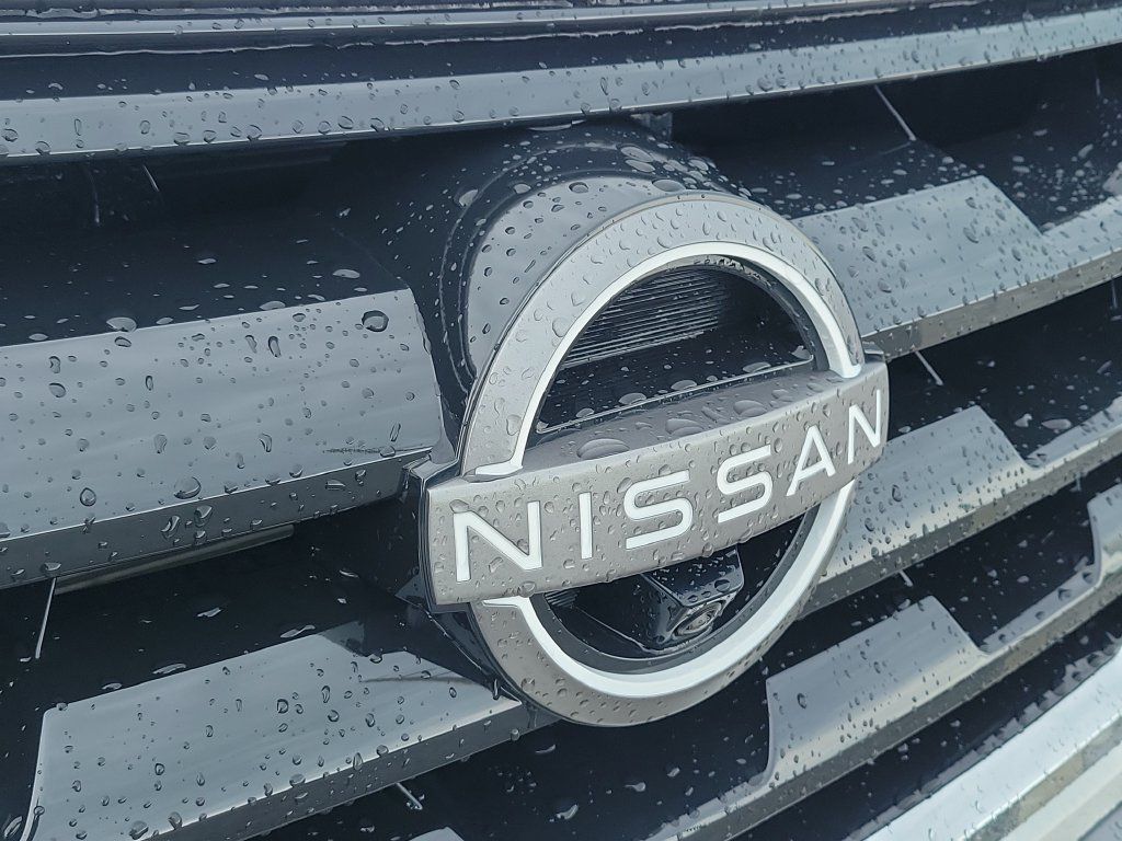 Used 2024 Nissan Armada SL w/ Cargo Package RWD image 9