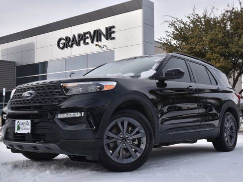 Certified 2023 Ford Explorer XLT w/ Equipment Group 202A image 2