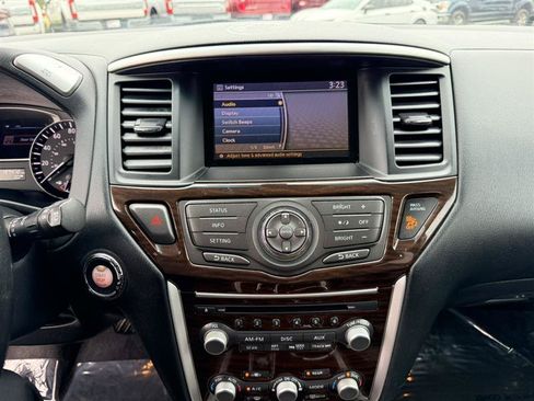 Used 2013 Nissan Pathfinder SL w/ Cargo Pkg FWD image 36