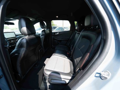 Used 2023 Ford Escape ST-Line w/ Tech Pack #1 AWD/4WD image 23