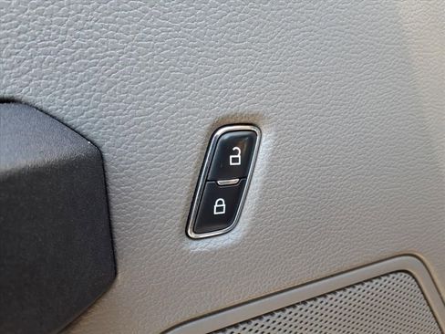 Used 2020 Ford F150 XL w/ Equipment Group 101A Mid image 9