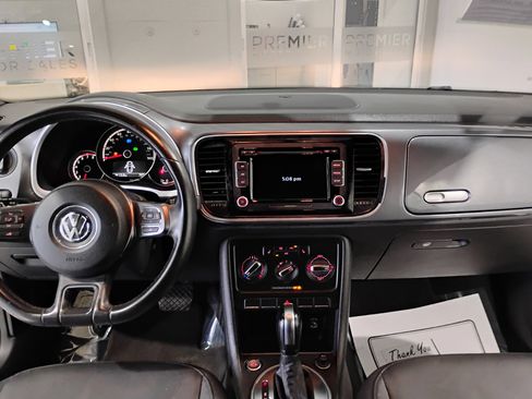 Used 2013 Volkswagen Beetle 2.5 image 29