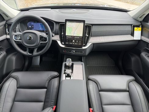 New 2026 Volvo XC90 T8 Ultra w/ Protection Package Premier AWD/4WD image 10