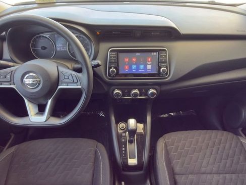 Used 2021 Nissan Kicks S FWD image 19