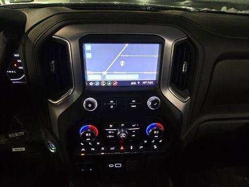 Used 2019 GMC Sierra 1500 SLT w/ SLT Premium Plus Package image 15