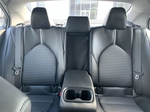 Used 2024 Toyota Camry SE FWD image 30
