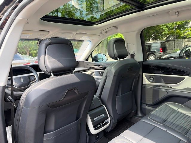 Used 2024 Lincoln Nautilus Reserve w/ Equipment Group 202A AWD/4WD image 38