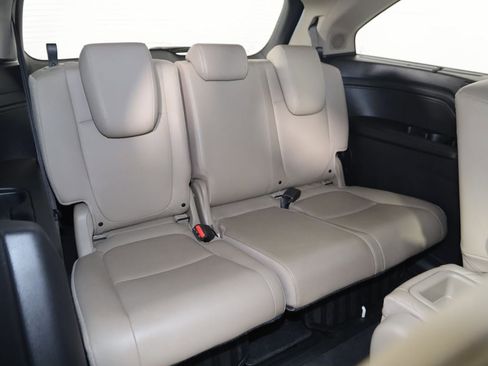Used 2019 Honda Odyssey Elite image 14