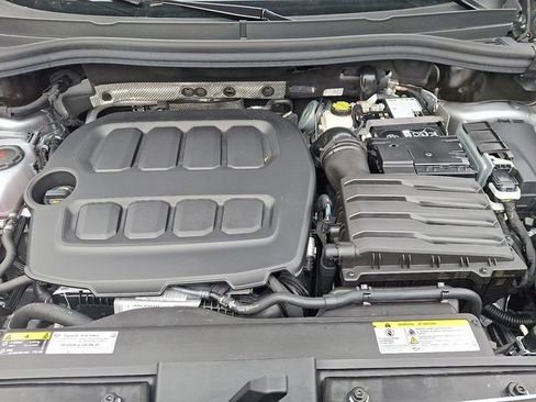 Certified 2025 Volkswagen Tiguan S image 28