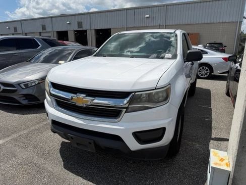 Used 2018 Chevrolet Colorado W/T w/ WT Convenience Package RWD image 6