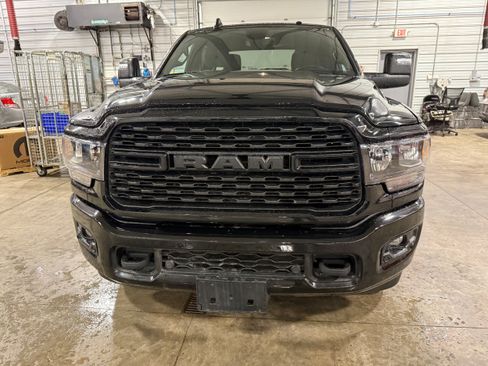 Certified 2024 RAM 2500 Big Horn w/ Night Edition AWD/4WD image 38