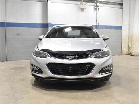 Used 2017 Chevrolet Cruze LT w/ LT Convenience Package FWD image 27