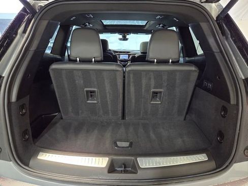 Used 2024 Cadillac XT6 Premium Luxury w/ Technology Package FWD image 22