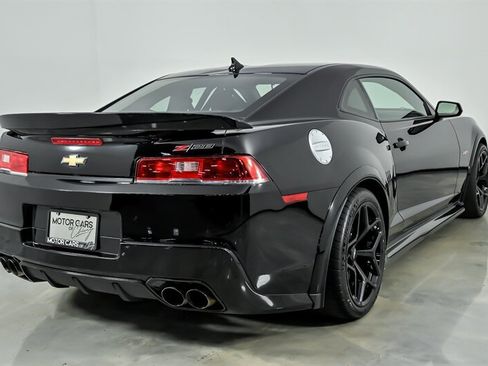 Used 2015 Chevrolet Camaro Z/28 RWD image 10