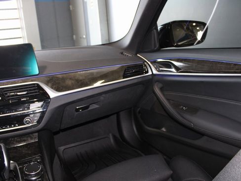 Used 2023 BMW 530i xDrive w/ Convenience Package image 26