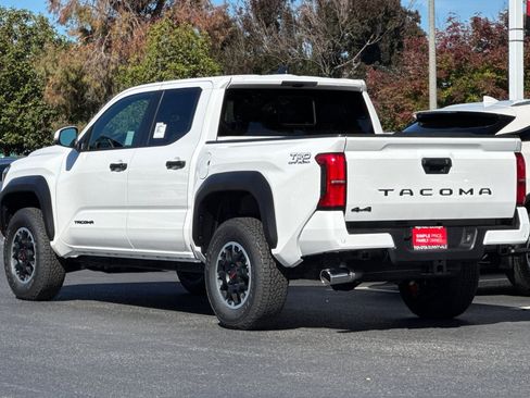 New 2025 Toyota Tacoma TRD Off-Road image 7