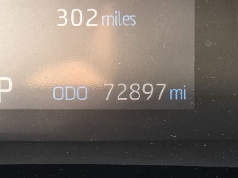 Used 2020 Toyota RAV4 XLE Premium image 32