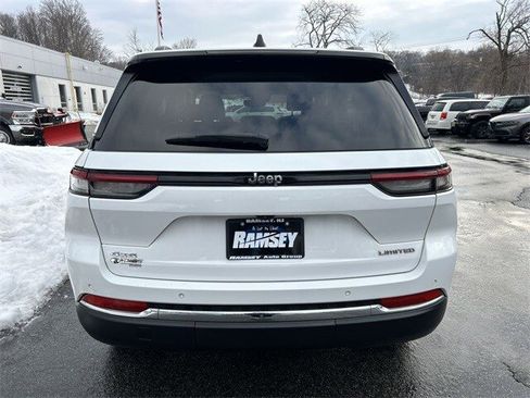 Certified 2023 Jeep Grand Cherokee Limited image 25