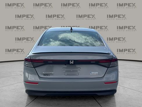 Used 2025 Honda Accord Sport image 4