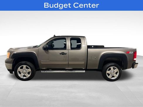 Used 2013 GMC Sierra 2500 SLE w/ SLE Preferred Package AWD/4WD image 5