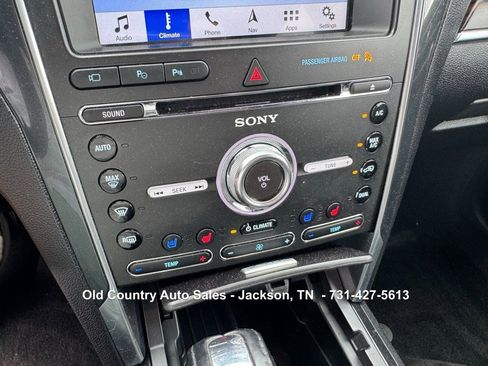 Used 2017 Ford Explorer Limited w/ Equipment Group 301A AWD/4WD image 41