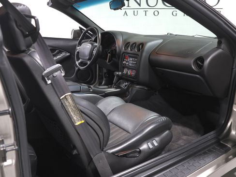 Used 2000 Pontiac Firebird Formula RWD image 4