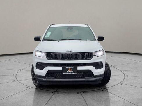 Used 2025 Jeep Compass Latitude w/ Convenience Group image 3
