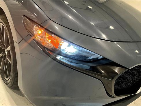 Used 2024 MAZDA MAZDA3 s image 31