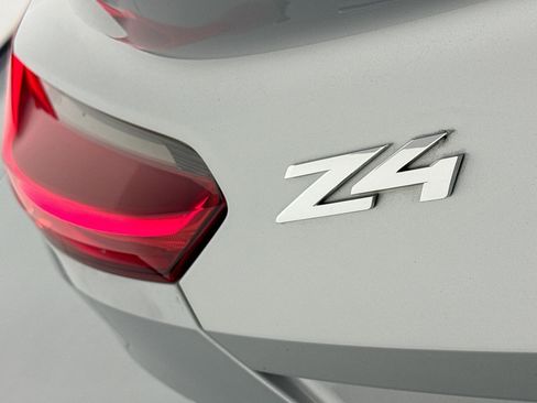 Used 2021 BMW Z4 sDrive30i w/ Executive Package image 8