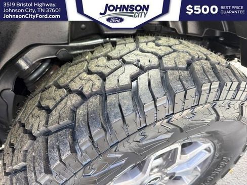 Used 2023 Ford Bronco Badlands w/ Sasquatch Package AWD/4WD image 28
