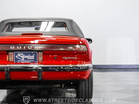 Used 1991 Buick Reatta Convertible image 23