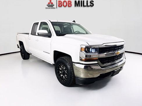 Used 2019 Chevrolet Silverado 1500 LT AWD/4WD image 1