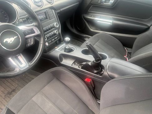 Used 2020 Ford Mustang GT w/ Black Accent Package RWD image 10