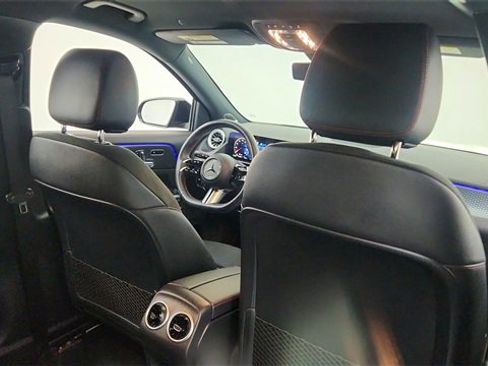 Used 2025 Mercedes-Benz GLA 250 4MATIC image 29