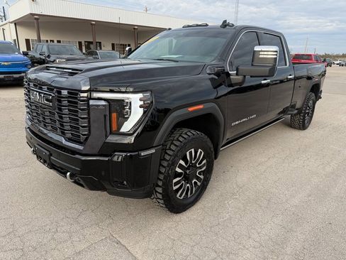 Used 2024 GMC Sierra 3500 Denali Ultimate image 2