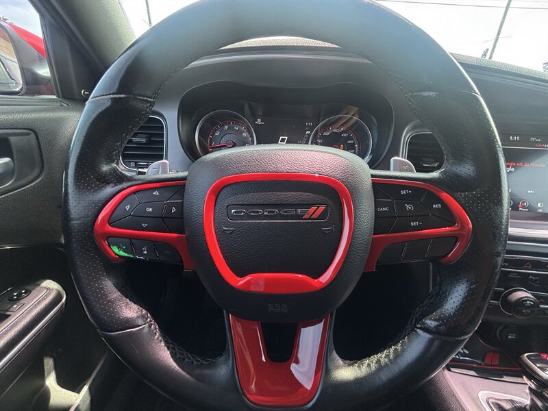 Used 2019 Dodge Charger R/T RWD image 21