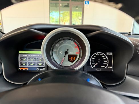 Used 2012 Ferrari FF image 38