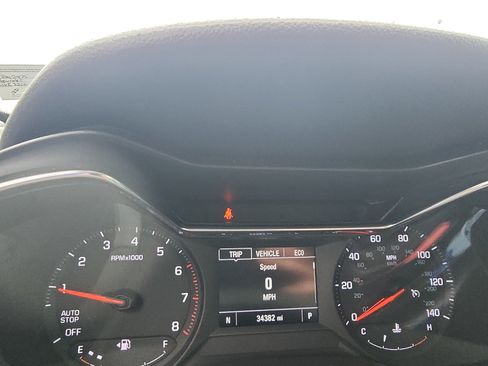 Used 2022 Chevrolet TrailBlazer LT FWD image 13