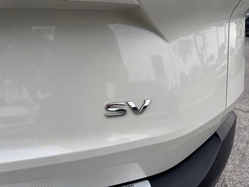 Certified 2023 Nissan Rogue SV FWD image 7