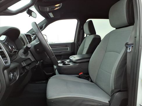 Used 2022 RAM 2500 Big Horn image 37